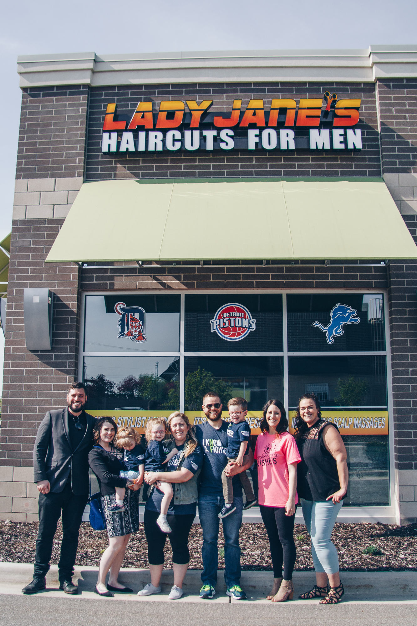 Oakway Barber Shop  Great Haircuts & Good Conversation